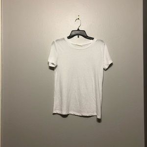 White forever 21 T-shirt